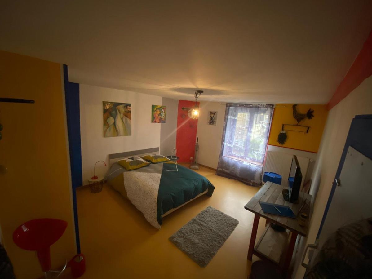 Apartmán Chez Celine En Campagne Mazerny Exteriér fotografie